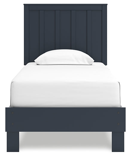 Simmenfort Twin Platform Bed